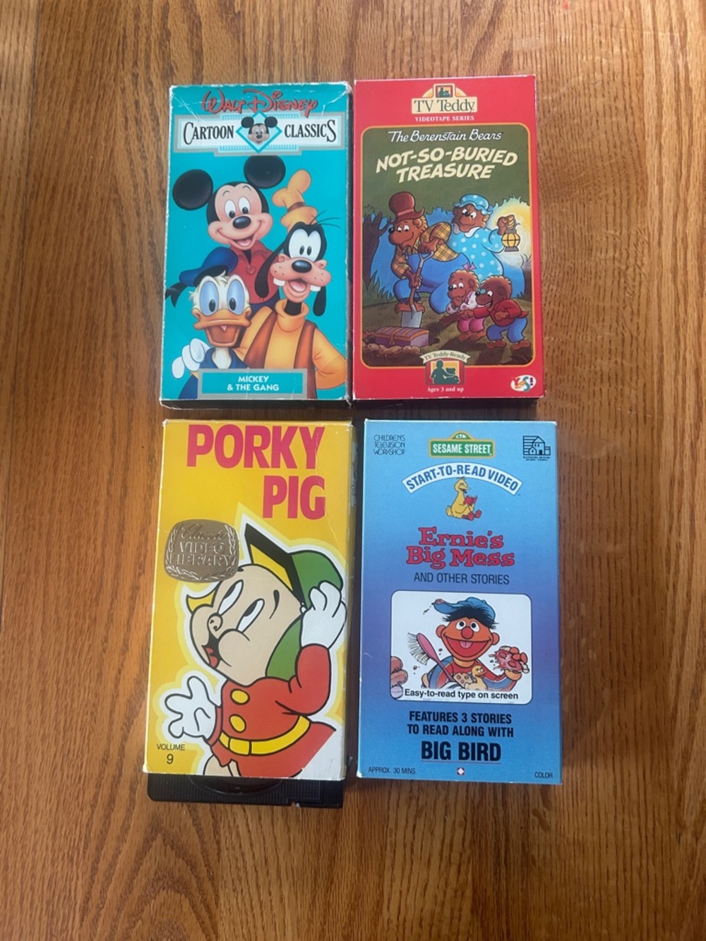 Sesame Street Ernie's Big Mess Start-to-Read Video - porky pig , walt Disney